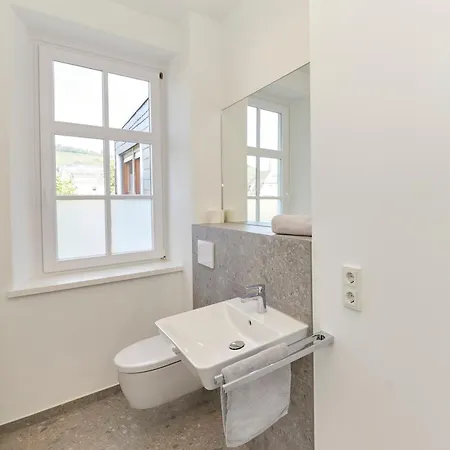 Haus Moselufer Og * Commune fusionnée de Bernkastel-Kues