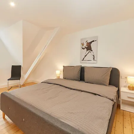 Haus Moselufer Og Apartment