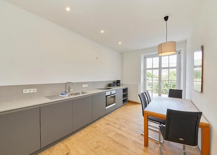 Haus Moselufer Og Appartement