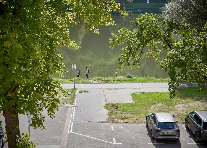 Haus Moselufer Og * Commune fusionnée de Bernkastel-Kues